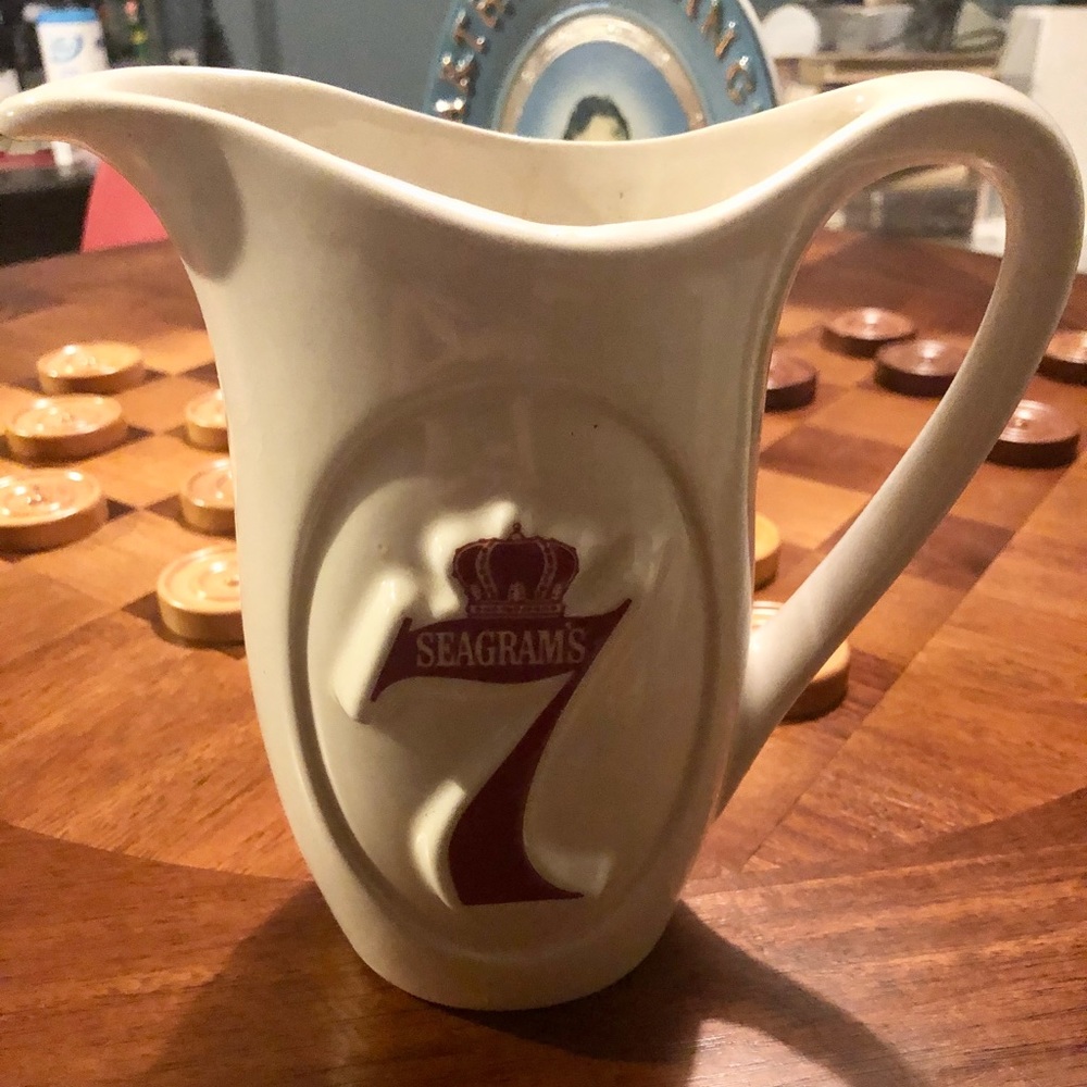Seagrams 7 Pitcher 1970 Vintage